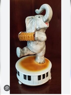 Vintage Grey Elephant Music Box Figurine with Collectible Display